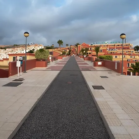 Laguna Park Ii Апартаменты Адехе